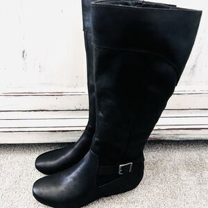 Baretraps Karmina Tall Black Vegan Leather Side Buckled Riding Boots - Size 8M